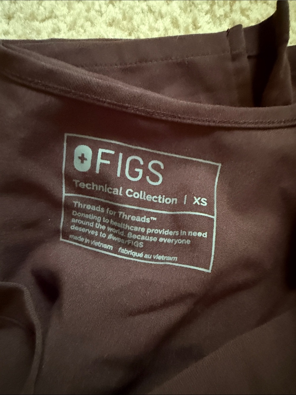 Figs caterina one pocket scrub top - espresso - Picture 2 of 3